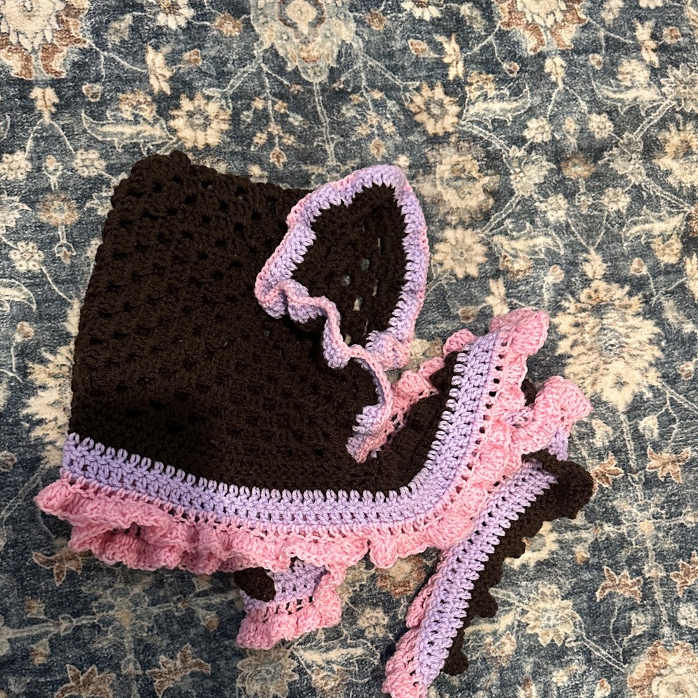 Pink and Purple Ruffled Knit Scarf - Picture 4 of 6